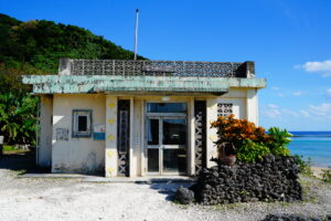 比川集落にある「Dr.コトー診療所(志木那島診療所)」の感動的なロケ地セット