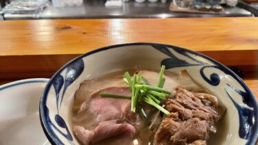 沖縄そば「そば処あさぎ 華麗 (はなれ)」　～那覇 国際通りの沖縄そば１選～