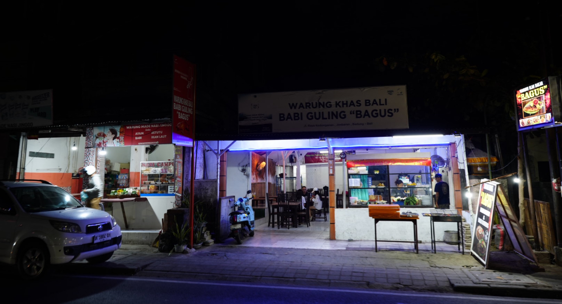 バリ島ローカル食堂9位 Warung Khas Bali Babi Guling Bagusのガッツリ濃い味の料理